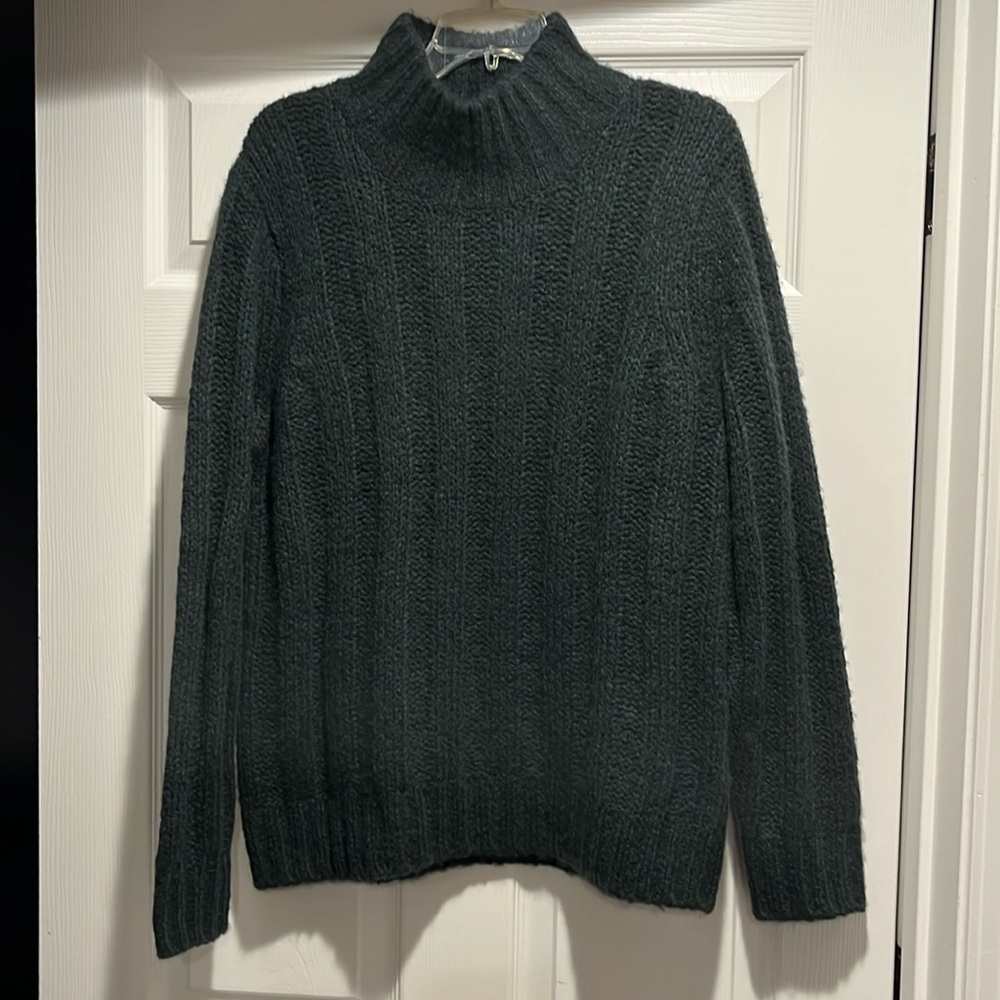 NWT Banana Republic Cashmere/silk/wool Blend Mock Neck Sweater Size Medium.